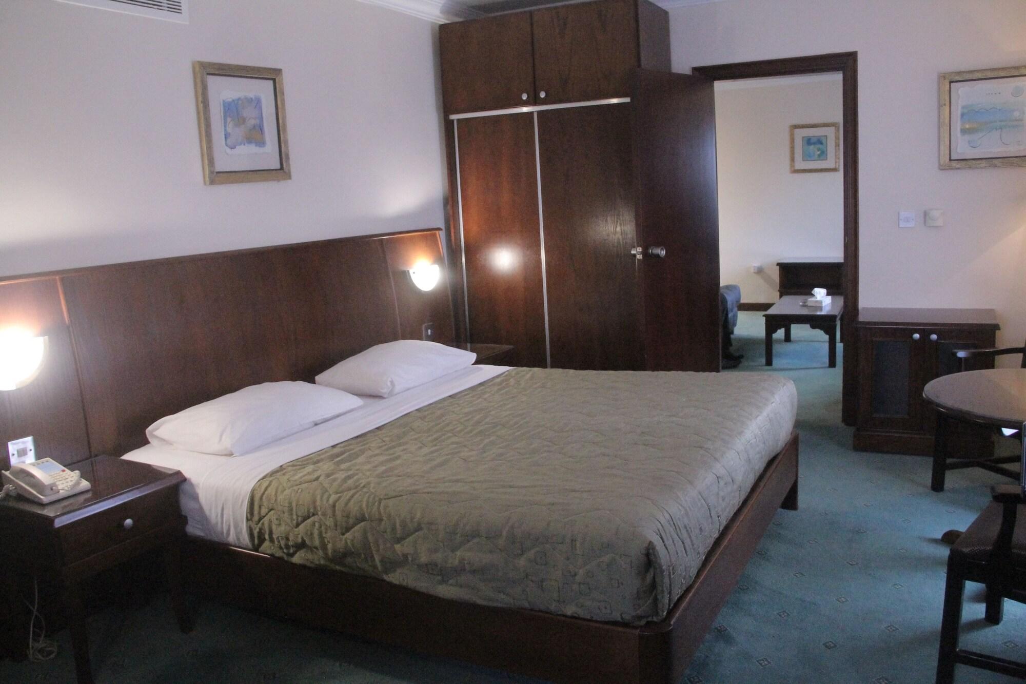 Le Vendome Hotel Amman Zewnętrze zdjęcie
