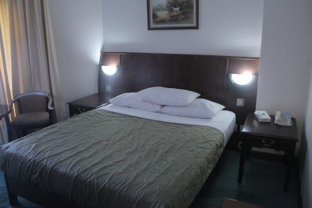 Le Vendome Hotel Amman Zewnętrze zdjęcie