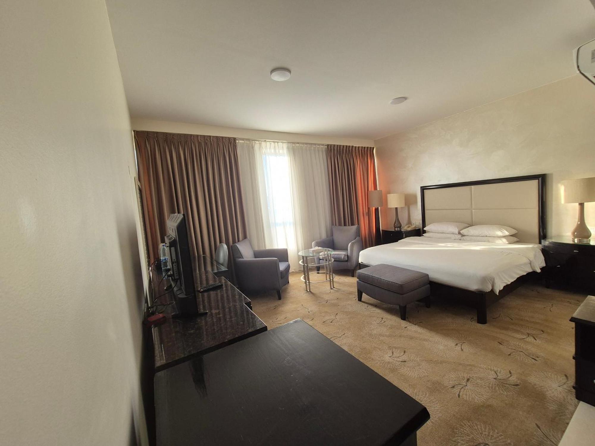 Le Vendome Hotel Amman Zewnętrze zdjęcie